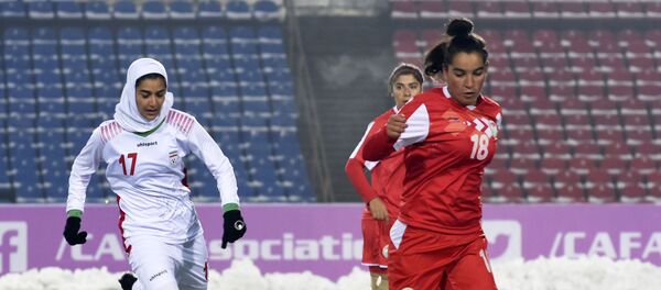 Трансляция футбольного матча Таджикистан–Кыргызстан Трансляция футбольного матча Таджикистан–Кыргызстан - Sputnik Таджикистан