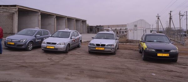 Компания Мушовир открывает автомобильные маршруты в Узбекистан и Казахстан - Sputnik Тоҷикистон