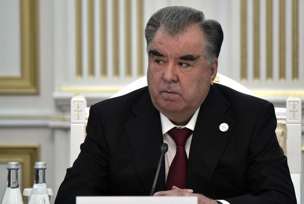 Президент Таджикистана Эмомали Рахмон  - Sputnik Таджикистан