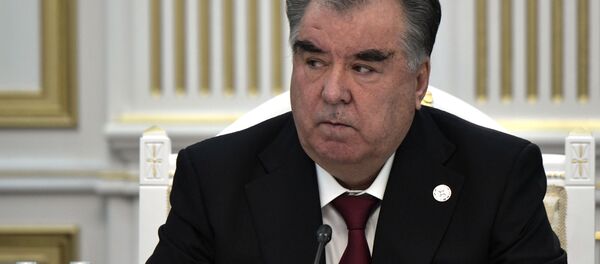 Президент Таджикистана Эмомали Рахмон на заседании Совета коллективной безопасности ОДКБ Президент Таджикистана Эмомали Рахмон на заседании Совета коллективной безопасности ОДКБ - Sputnik Тоҷикистон