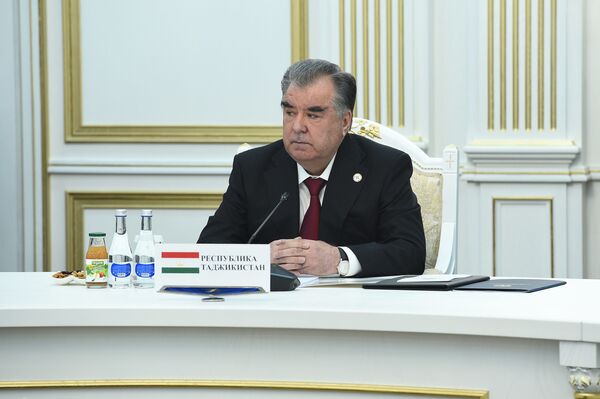 Какой сегодня праздник в Таджикистане и мире: 11 мая Какой сегодня праздник в Таджикистане и мире: 11 мая - Sputnik Таджикистан
