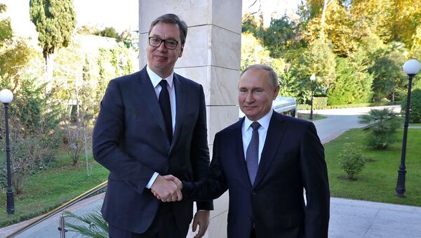 Президент РФ Владимир Путин и президент Сербии Александр Вучич - Sputnik Таджикистан