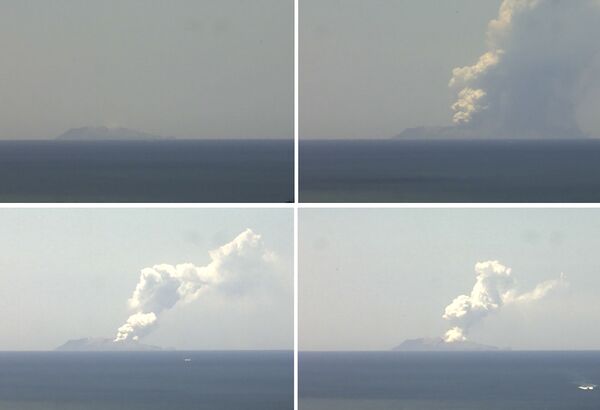 Комбинация снимков, показывающая извержение вулкана на острове Уайт-Айленд в Новой Зеландии	 - Sputnik Таджикистан