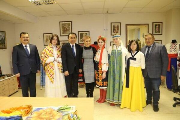 Сатторов посетил в Москве социально-реабилитационный центр Альтуфьево - Sputnik Таджикистан