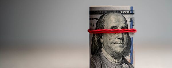 Пачка долларов - Sputnik Таджикистан