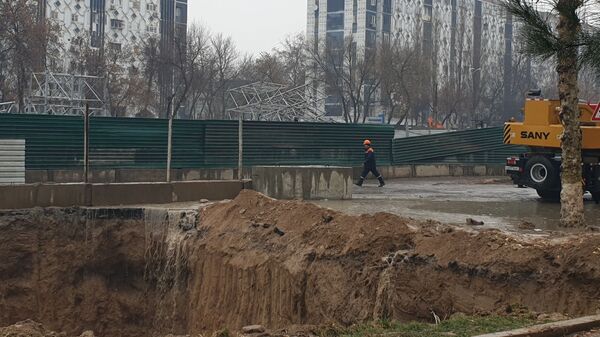 В Ташкенте обрушилась часть строящейся линии метро - Sputnik Таджикистан