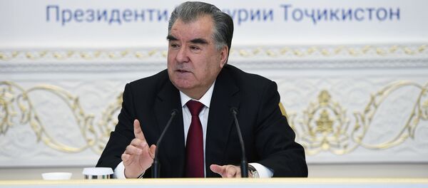 Президент Республики Таджикистан Эмомали Рахмон - Sputnik Таджикистан
