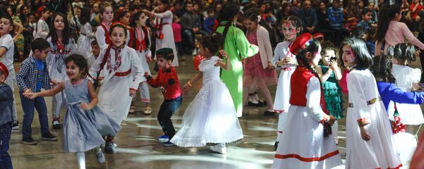 Фестиваль Хушхоли-2019 в Москве в честь 83-летия Его Высочества Ага-хана 4-го - Sputnik Тоҷикистон