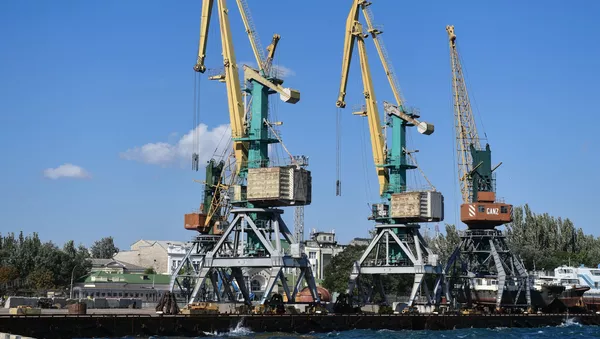 Феодосийский морской торговый порт - Sputnik Тоҷикистон