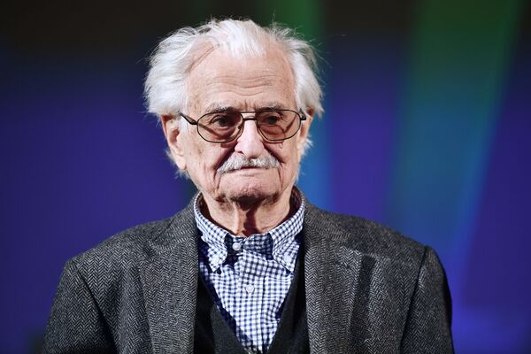 Невосполнимые потери: кто из знаменитостей умер в 2019 году Невосполнимые потери: кто из знаменитостей умер в 2019 году - Sputnik Таджикистан
