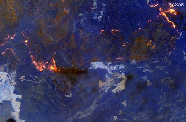 Спутниковое изображение пожаров в Австралии - Sputnik Тоҷикистон