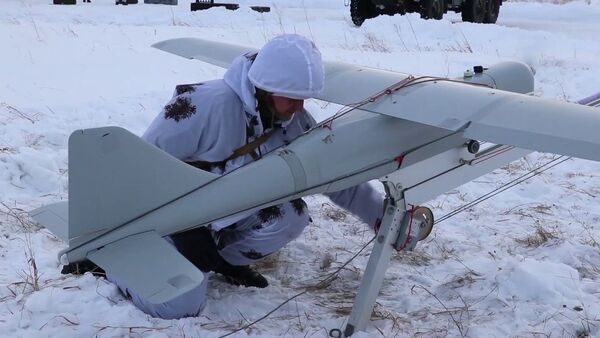 Работа расчетов БЛА Орлан-10 в ходе учения артиллеристов ЦВО на Кузбассе - Sputnik Таджикистан
