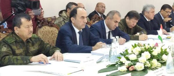 Представители Таджикистана и Кыргызстана проводят переговоры по ситуации на границе  - Sputnik Тоҷикистон