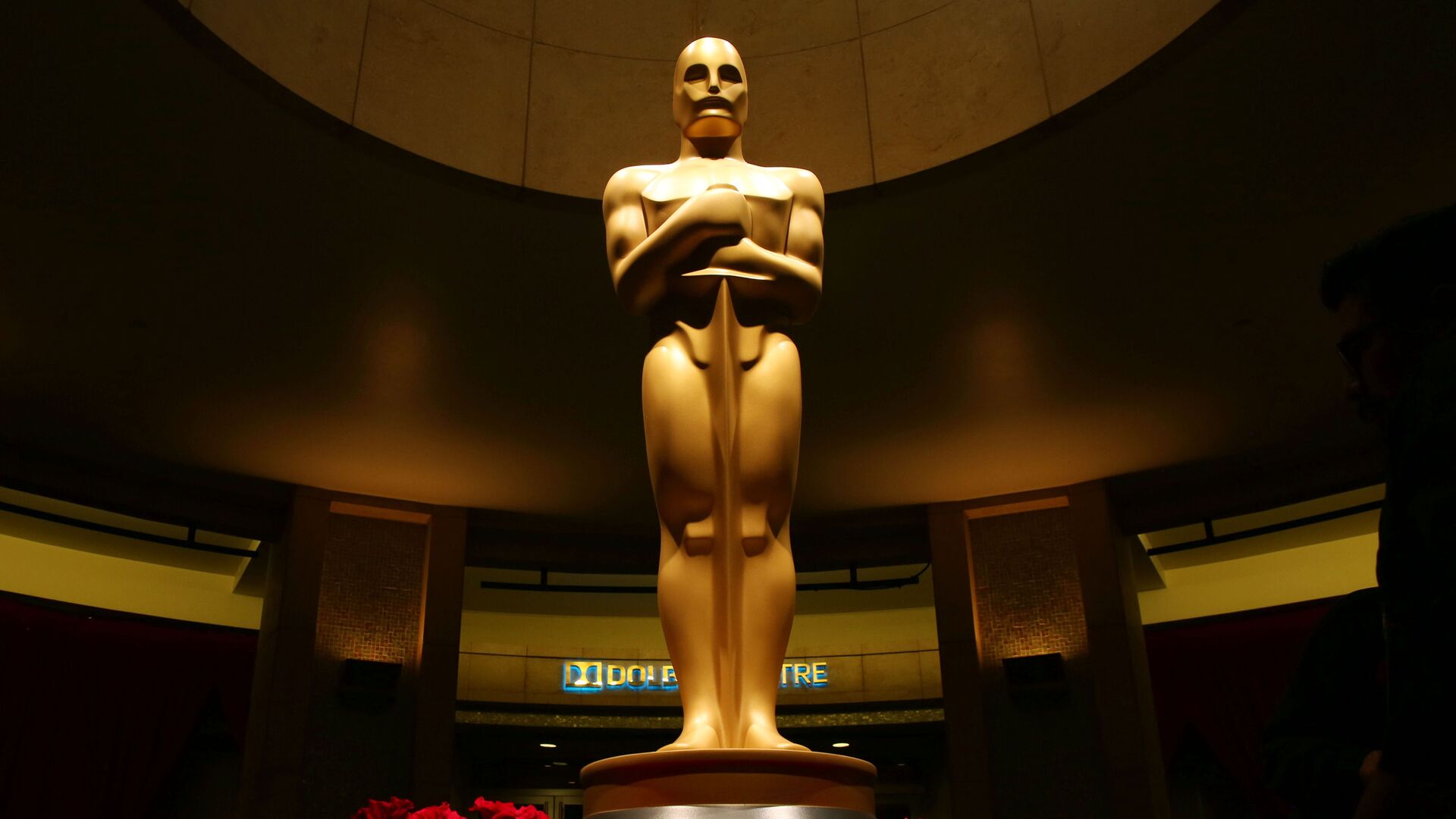 Статуя Оскара в Лос-Анджелисе - Sputnik Таджикистан, 1920, 10.02.2022