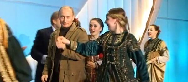 20 лет правления Владимира Путина глазами личных фотографов и видеооператоров - YouTube - Sputnik Таджикистан