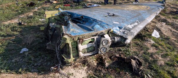 На месте крушения самолета в Иране - Sputnik Тоҷикистон