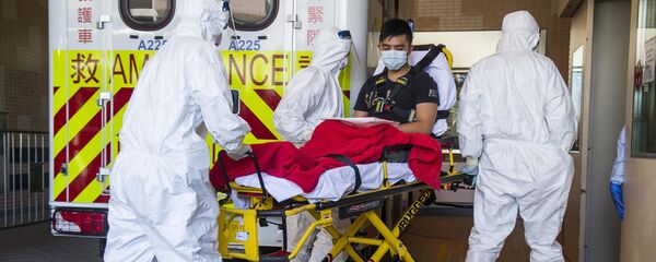 Врачи госпитализируют больного, архивное фото - Sputnik Таджикистан