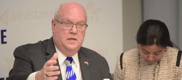 Президент таджикской авиакомпании Somon Air Томас Халлам - Sputnik Тоҷикистон