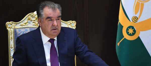 Президент Республики Таджикистан Эмомали Рахмон Президент Республики Таджикистан Эмомали Рахмон - Sputnik Таджикистан