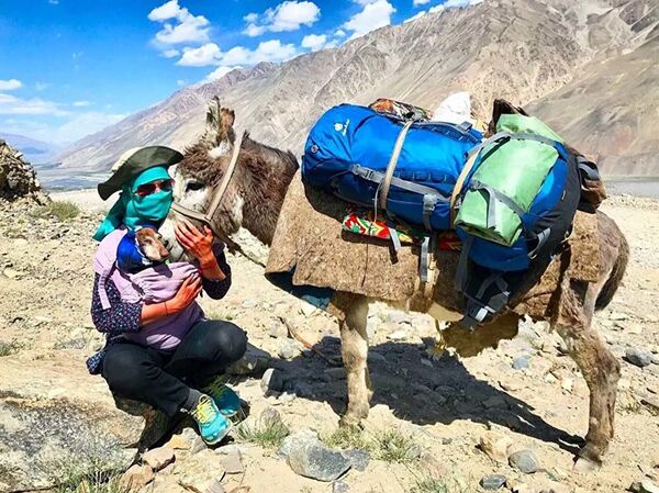 Ба саёҳати дунё бо дучарха ва саг - Sputnik Тоҷикистон