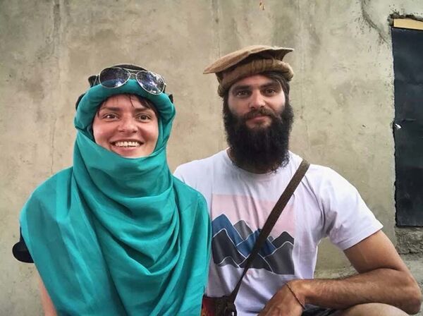 Ба саёҳати дунё бо дучарха ва саг - Sputnik Тоҷикистон