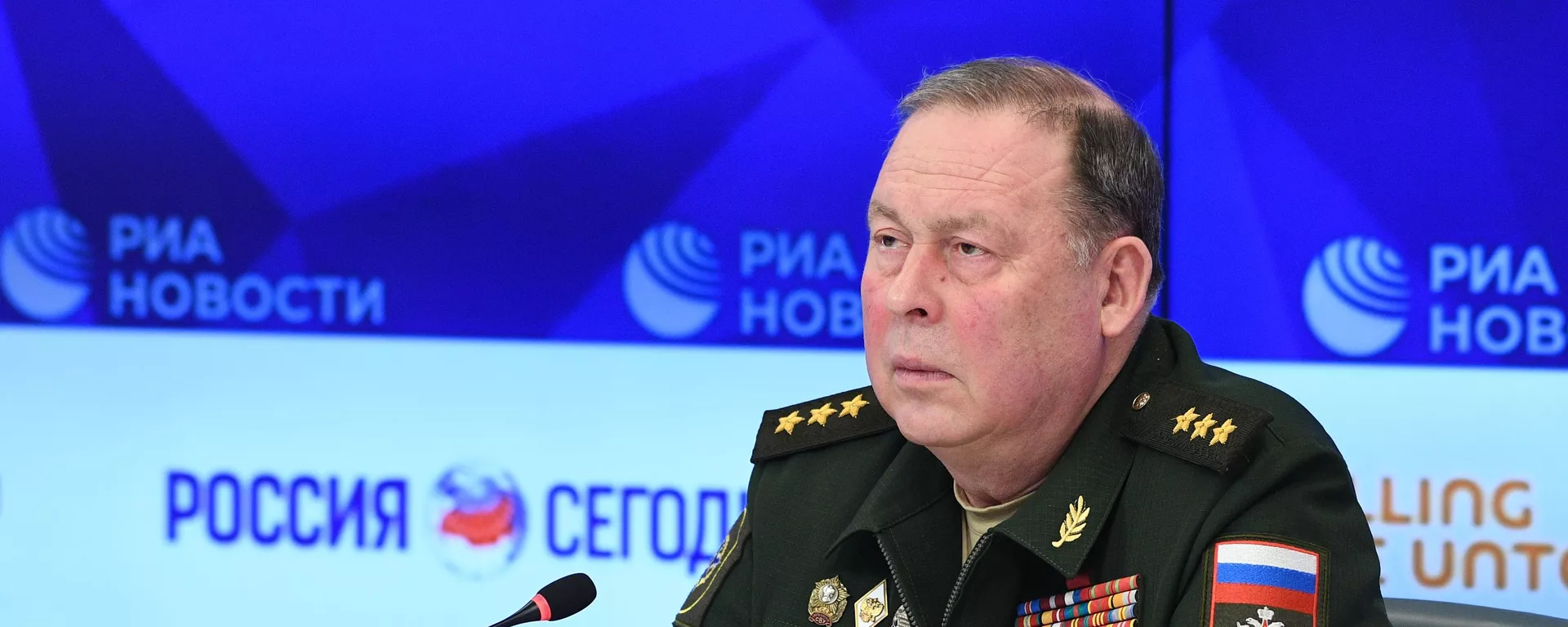 Начальник Объединенного штаба ОДКБ генерал-полковник Анатолий Сидоров - Sputnik Тоҷикистон, 1920, 25.02.2021