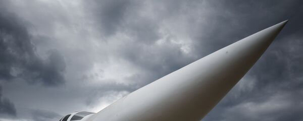 Сверхзвуковой стратегический бомбардировщик-ракетоносец Ту-160 Иван Ярыгин - Sputnik Таджикистан