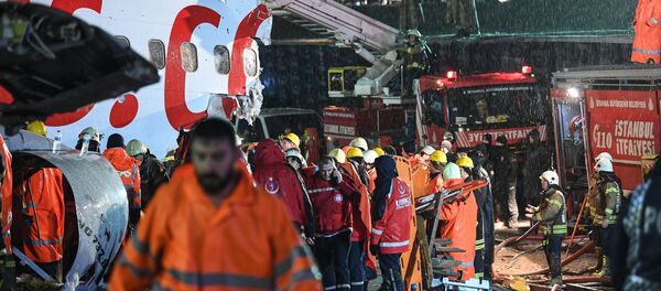 Крушение самолета в Стамбуле - Sputnik Таджикистан