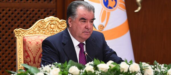 Президент Республики Таджикистан Эмомали Рахмон Президент Республики Таджикистан Эмомали Рахмон - Sputnik Таджикистан