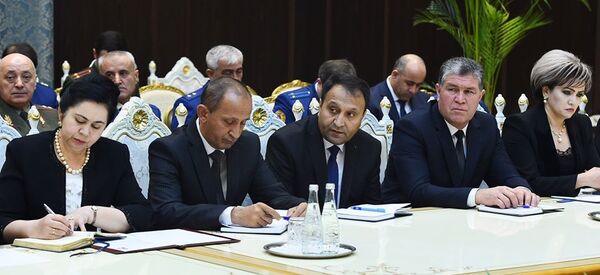 Назаршозода Лоиқ иҷрокунандаи вазифаи раиси ноҳияи Роштқалъаи Вилояти Мухтори Кӯҳистони Бадахшон - Sputnik Тоҷикистон