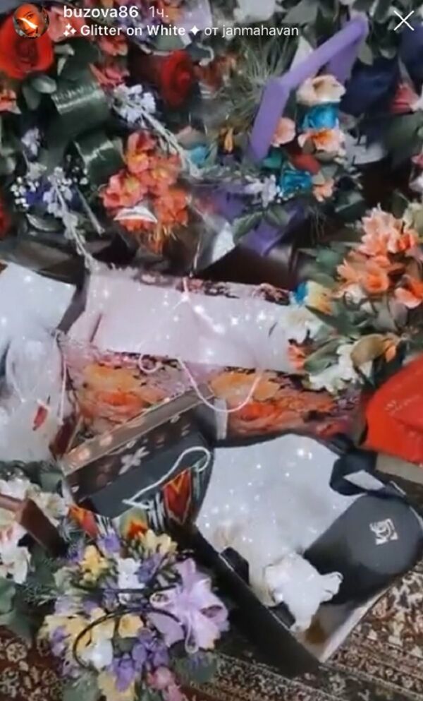 Вы невероятные: Бузова прониклась гостеприимством публики в Ташкенте - Sputnik Таджикистан