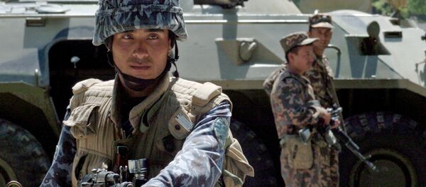 Сотрудники спецназа Узбекистана на КПП - Sputnik Таджикистан