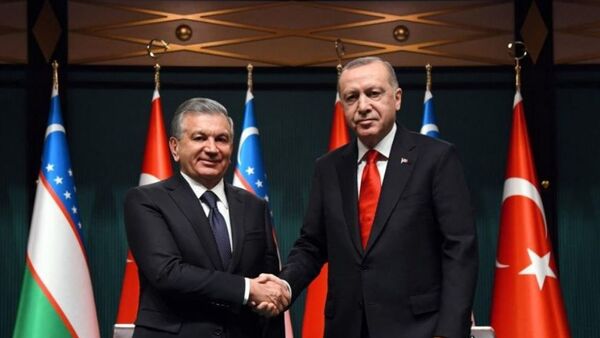 Президенты Узбекистана и Турции Шавкат Мирзиёев и Реджеп Тайип Эрдоган - Sputnik Таджикистан
