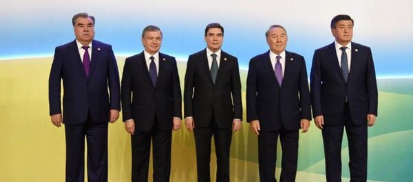 Президенты провели встречу в Туркменистане - Sputnik Тоҷикистон