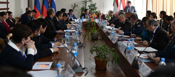 Круглый стол Сотрудничество государств ОДКБ по обеспечению кибербезопасности в Центральной Азии в условиях усиления стратегического соперничества в регионе Круглый стол Сотрудничество государств ОДКБ по обеспечению кибербезопасности в Центральной Азии в условиях усиления стратегического соперничества в регионе - Sputnik Таджикистан