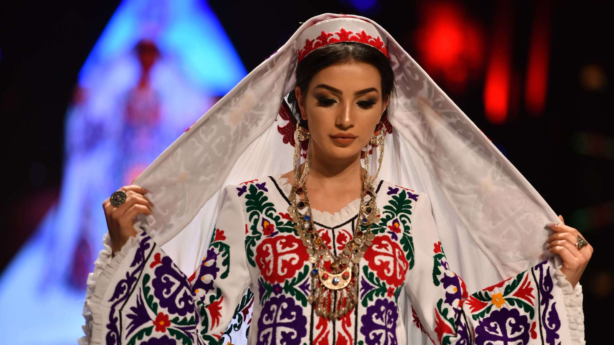 Национальные платья в таджикистане