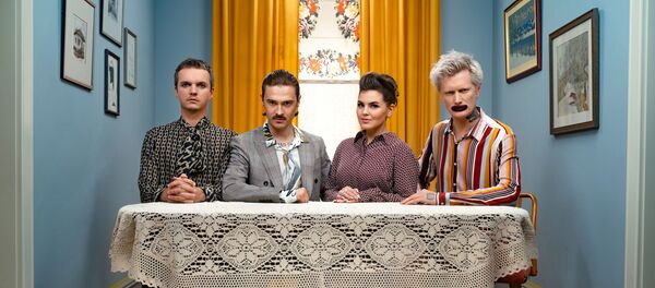 Группа Little Big на съемках клипа GO BANANAS Группа Little Big на съемках клипа GO BANANAS - Sputnik Таджикистан