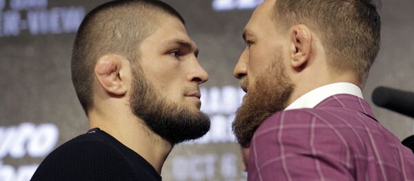 Хабиб Нурмагомедов и Конор Макгрегор  - Sputnik Тоҷикистон