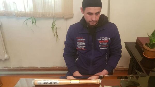 Задержанный торговец холодным оружием - Sputnik Таджикистан