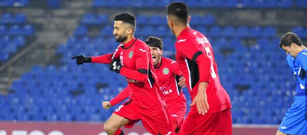 Матч между душанбинским Истиклолом и Худжандом Матч между душанбинским Истиклолом и Худжандом - Sputnik Тоҷикистон