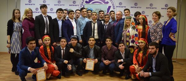 Клуб таджикской молодежи, обучающейся за рубежом - Sputnik Таджикистан