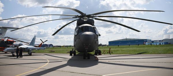 Российский многоцелевой военно-транспортный вертолет Ми-26 - Sputnik Тоҷикистон