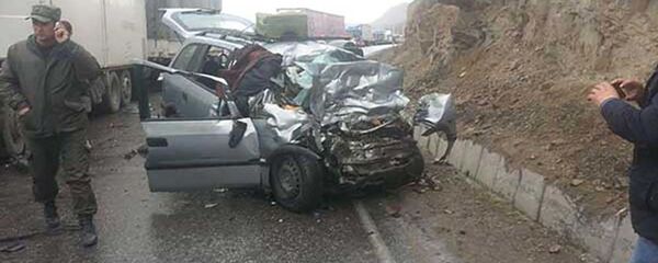 ДТП 17 марта на участке трассы Душанбе - Худжанд в Шахристанском районе ДТП 17 марта на участке трассы Душанбе - Худжанд в Шахристанском районе - Sputnik Тоҷикистон