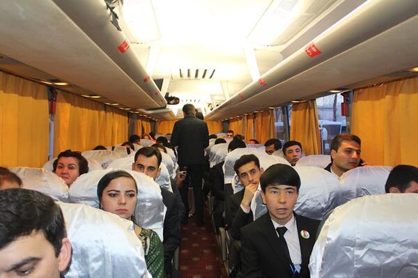 Сафирони давлатҳои хориҷро барои сайёҳат Данғара бурданд - Sputnik Тоҷикистон