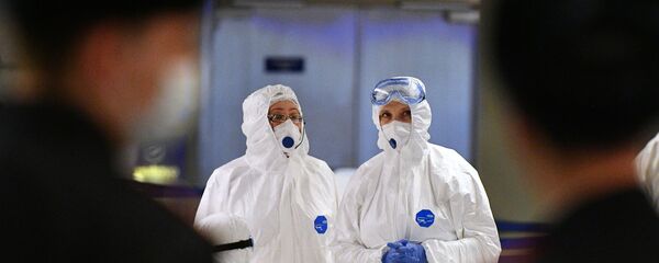 Усиление санитарного контроля в аэропорту Внуково в связи с коронавирусом - Sputnik Таджикистан