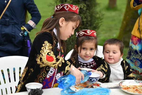 Дети на празднике Навруз