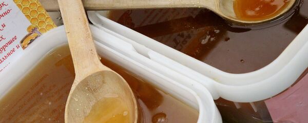  Ложка мед - Sputnik Тоҷикистон