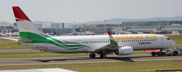 Самолет компании Сомон Эйр, архивное фото Самолет компании Сомон Эйр, архивное фото - Sputnik Таджикистан