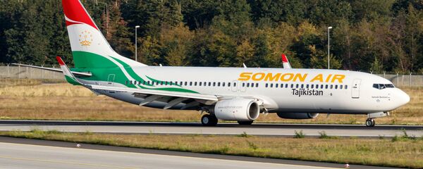 Самолет компании Сомон Эйр, архивное фото - Sputnik Тоҷикистон