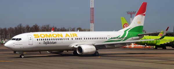 Самолет компании Сомон Эйр, архивное фото - Sputnik Тоҷикистон